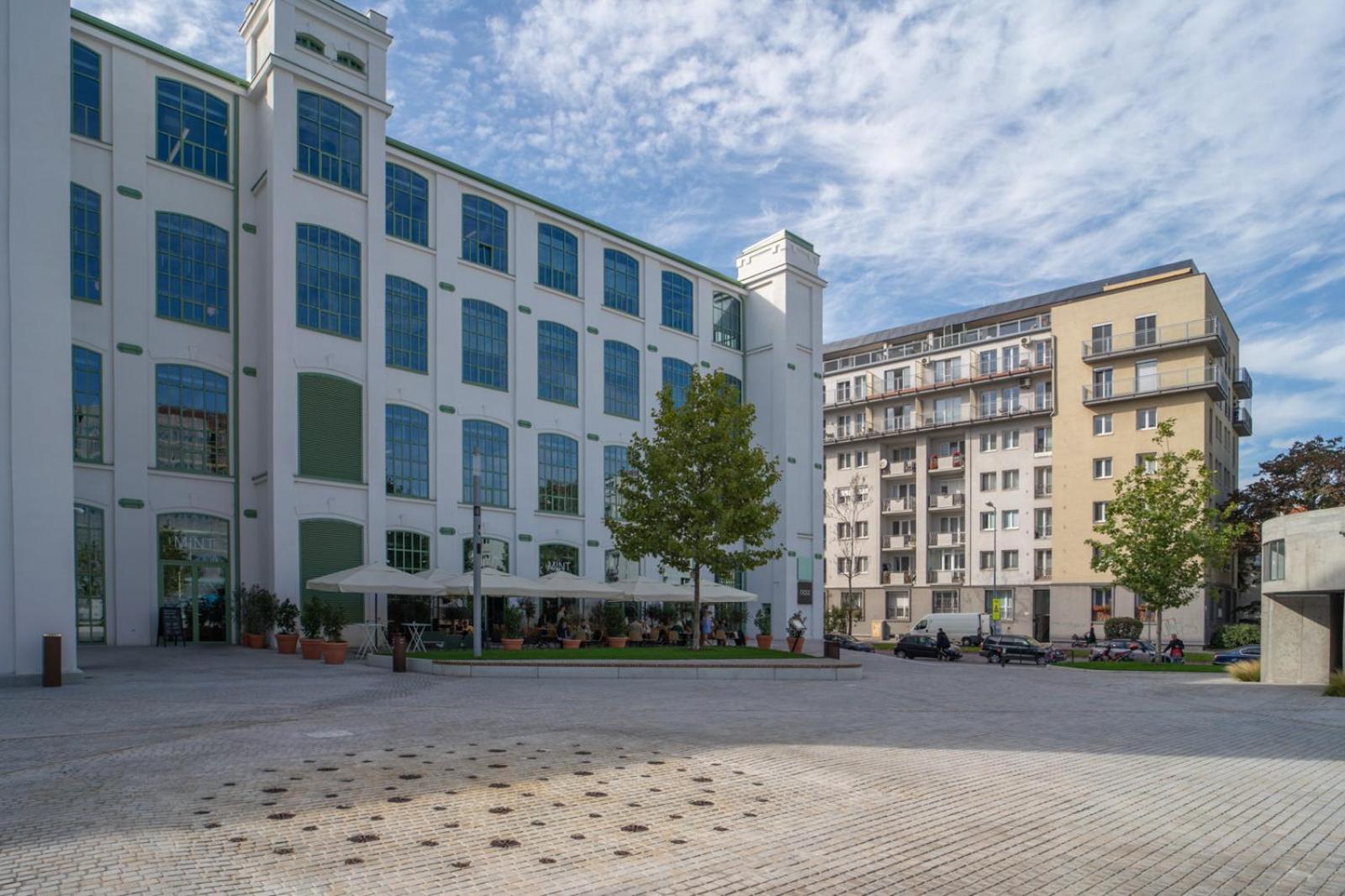 A Cozy Apartment In Bratislava Downtown Exteriör bild