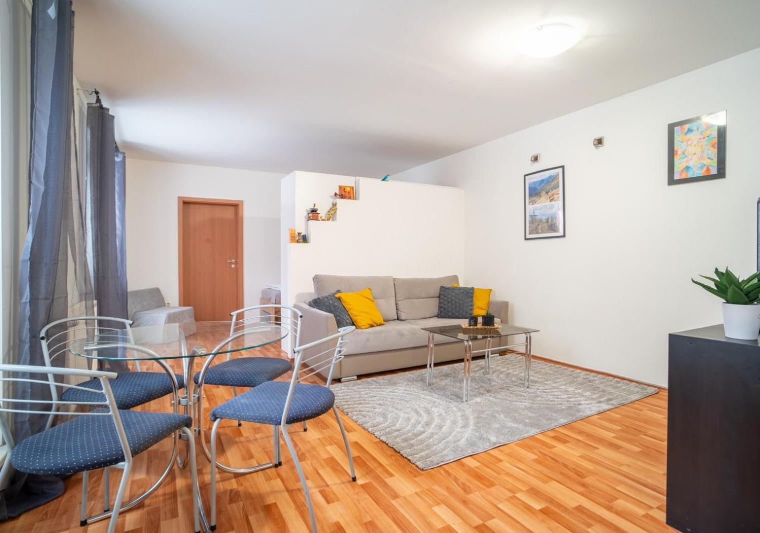 A Cozy Apartment In Bratislava Downtown Exteriör bild